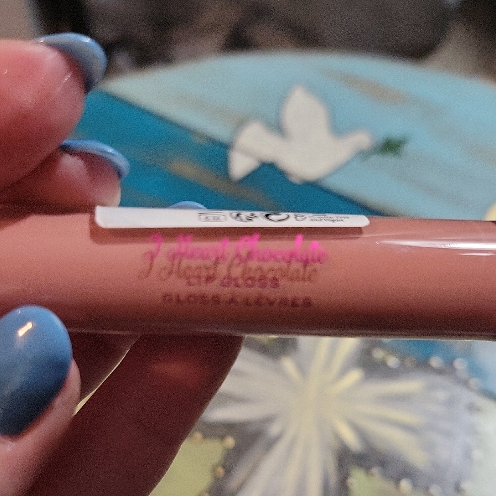 Revolution I Heart Nude Lip Gloss - Picture 3 of 3